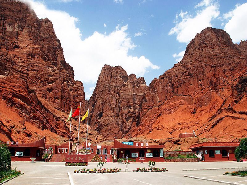 天山神秘大峡谷景区