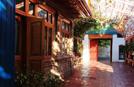 喀赞其民俗旅游区